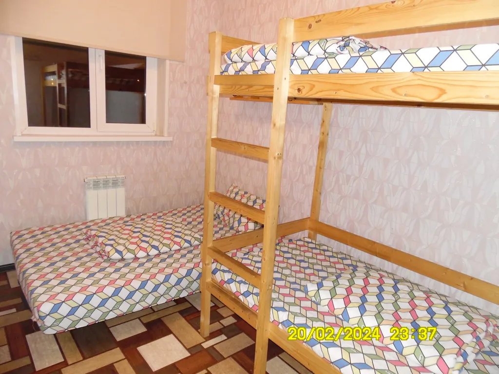 Уютная комфортная  половина дома с отдельным входом