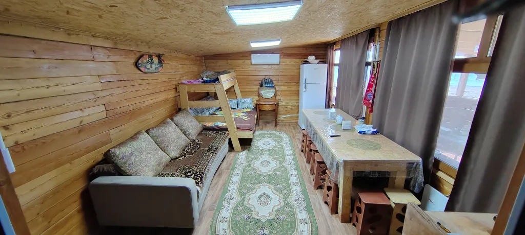 Комплекс с баней из бруса на берегу моря