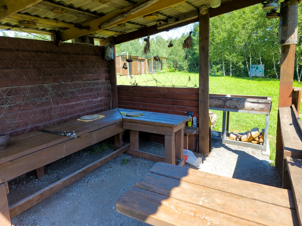 Дом с баней на берегу озера