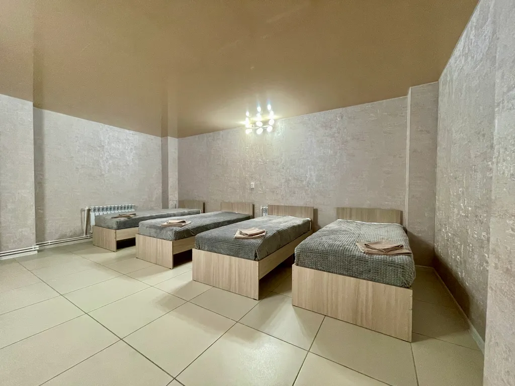 Дом с баней и беседкой на реке