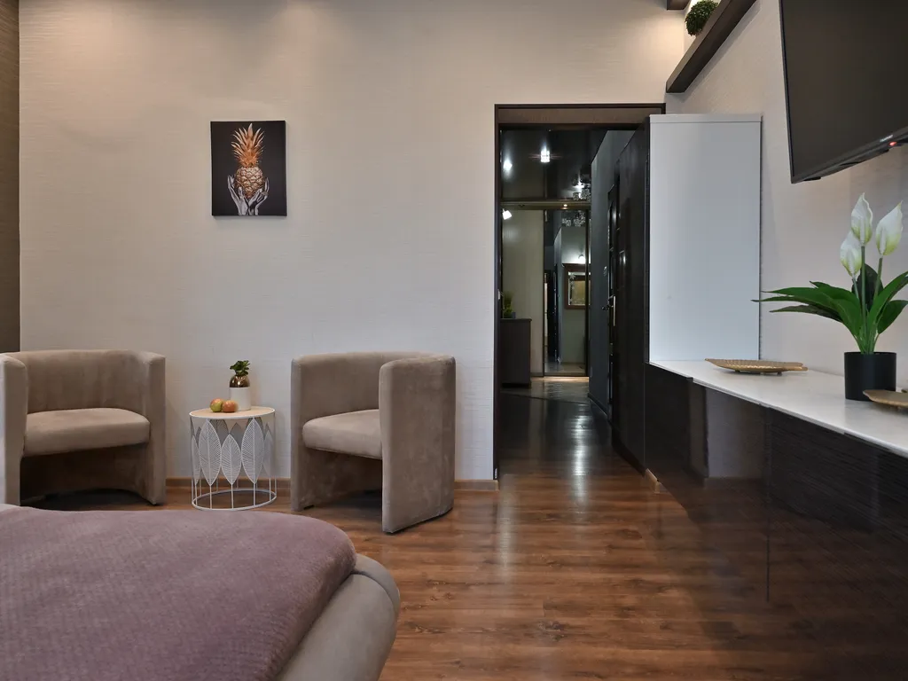 Квартира 2-комнатные апартаменты рядом с Военно-морским клиническим госпиталем — Калининград