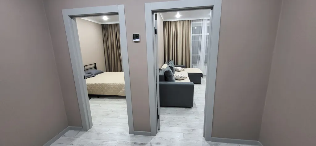 Комфортная квартира с панорамными окнами