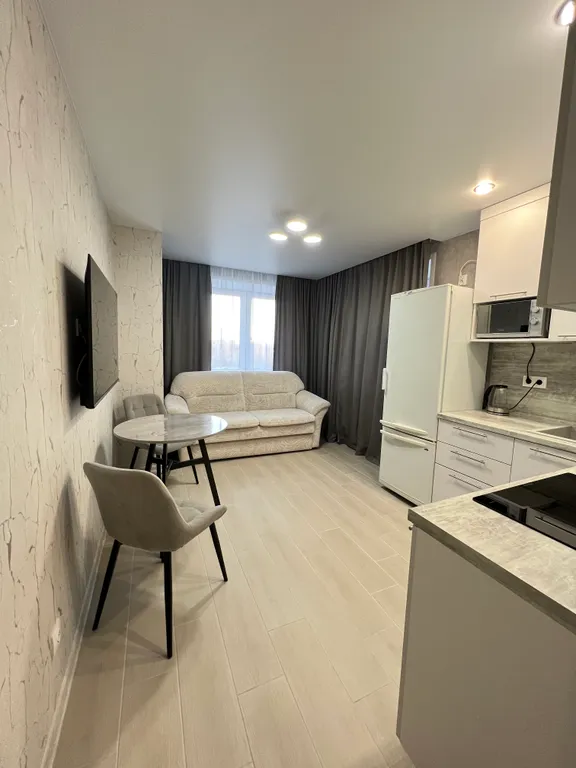 Евро Двухкомнатная квартира — аренда посуточно в Киров