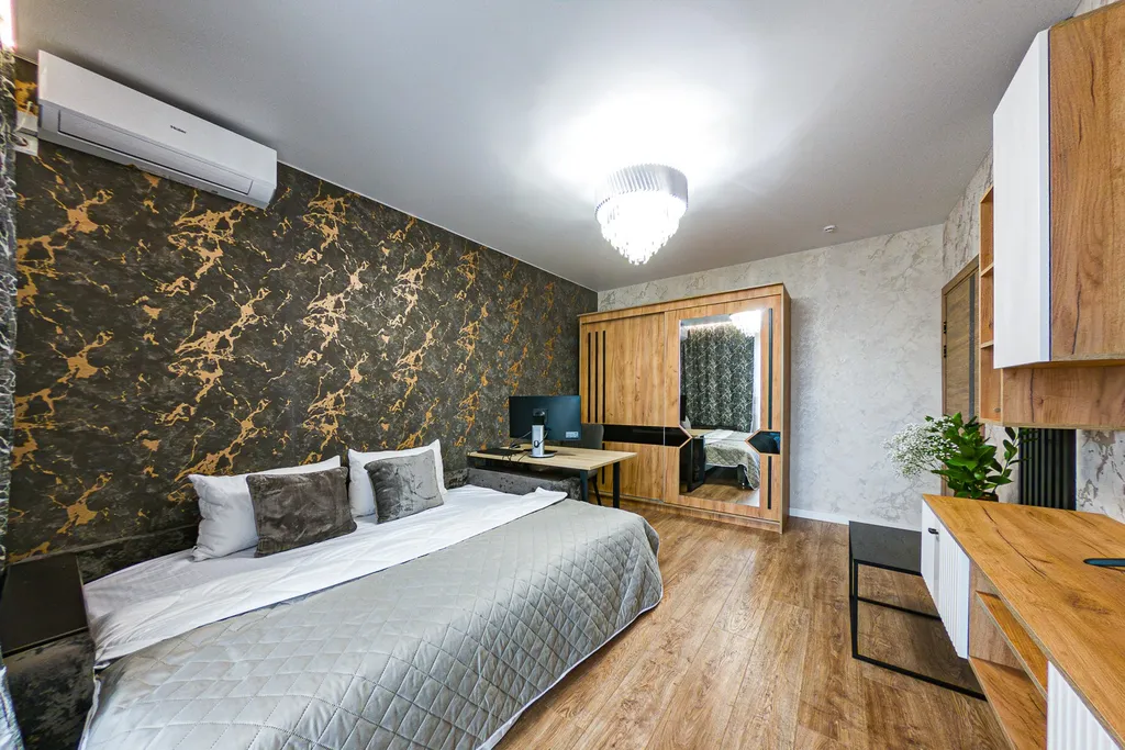 Роскошная квартира в центре с видом на плотнику, Екатерининский парк