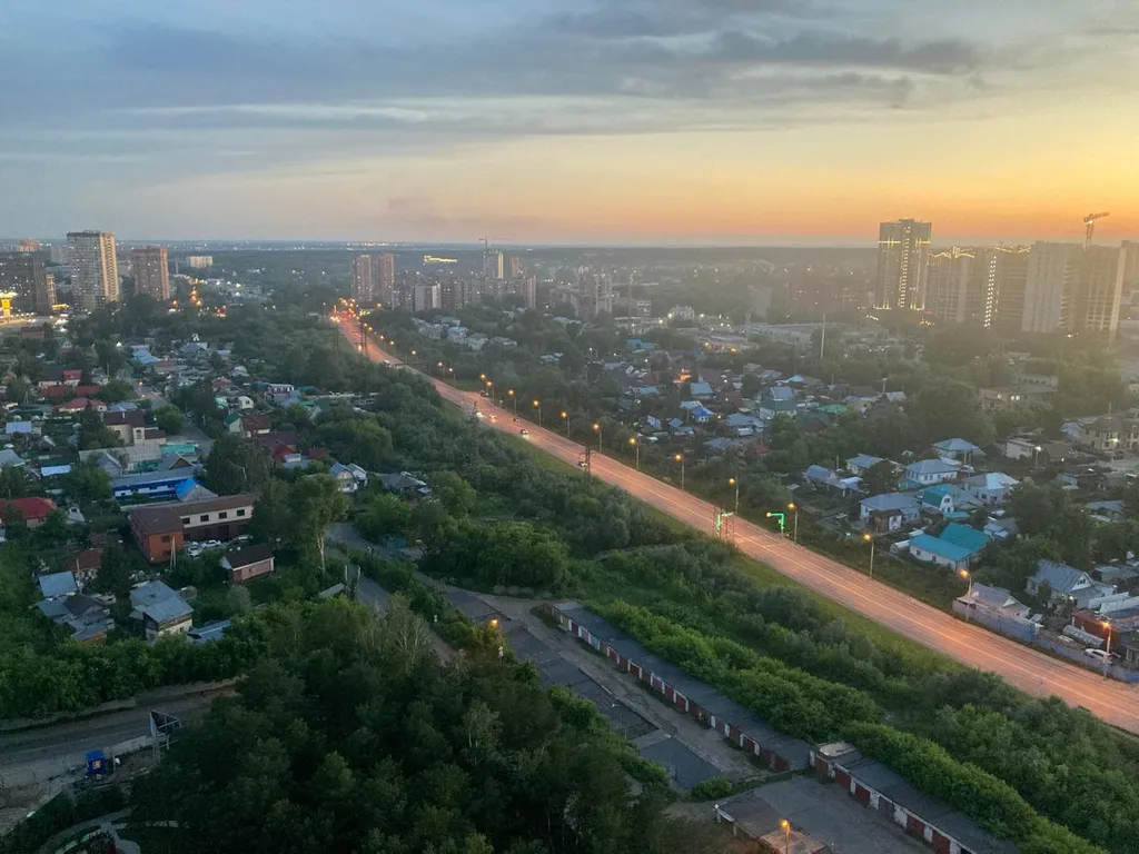 Квартира с видом на закат солнца
