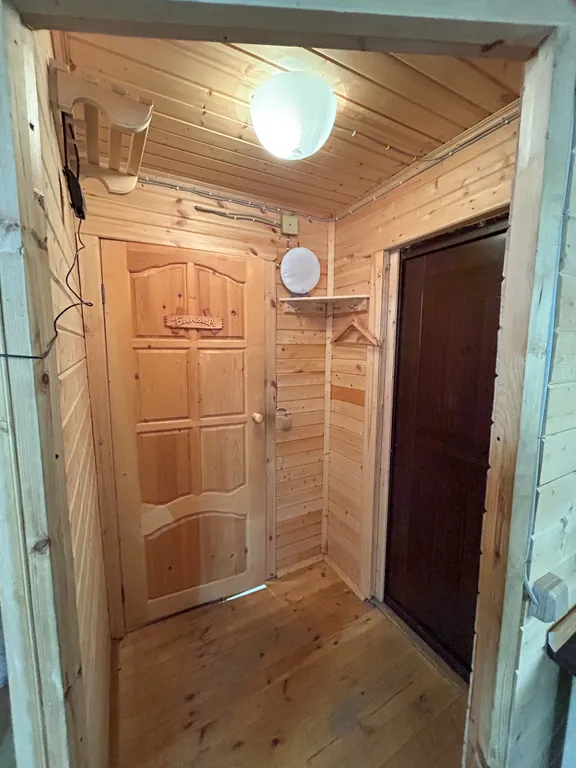 Дом 60m2 — баня, чан, пирс с выходом в озеро