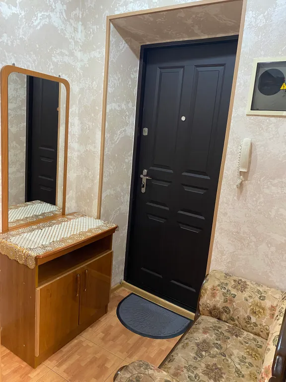 1-комнатная квартира недалеко от моря, 2 этаж, вид  на Парк