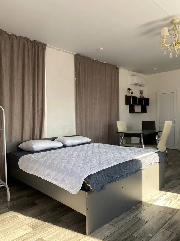 Гостевой четырехместный домик в Орловке