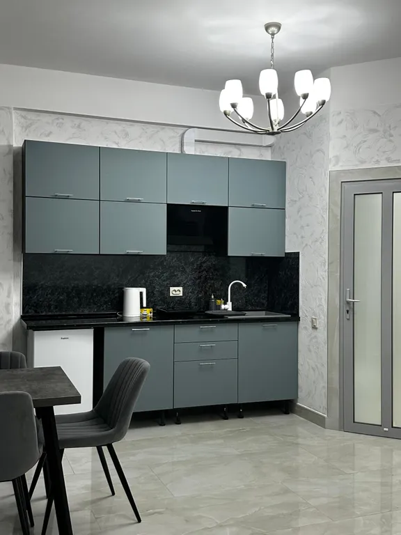 Студия на берегу моря