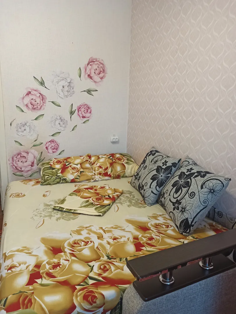 Комната диван 1