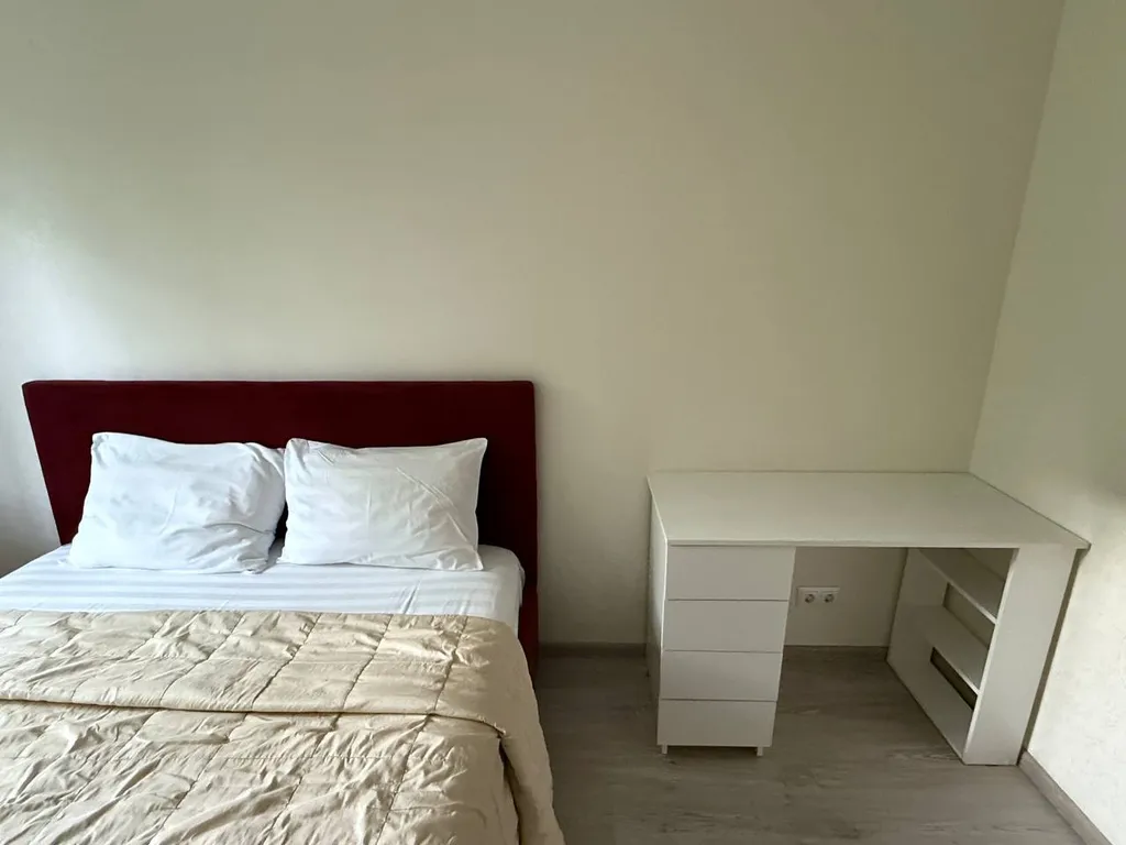 Квартира 3-к квартира. Свежий ремонт, 7 комфортных спальных мест, бойлер — Гатчина