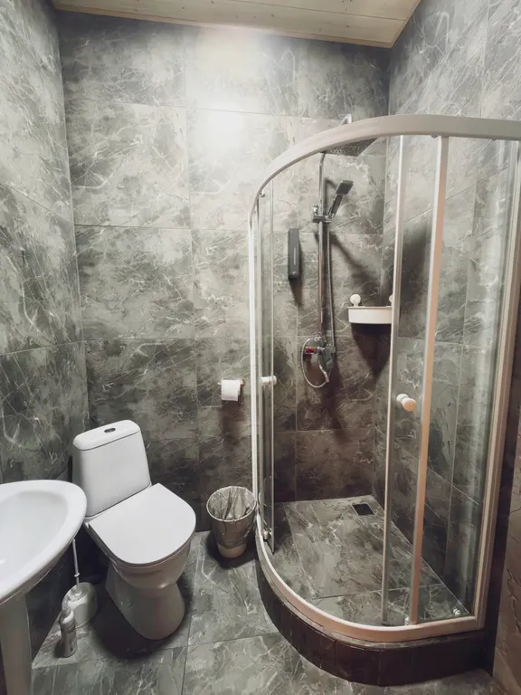 Дом с теплым бассейном