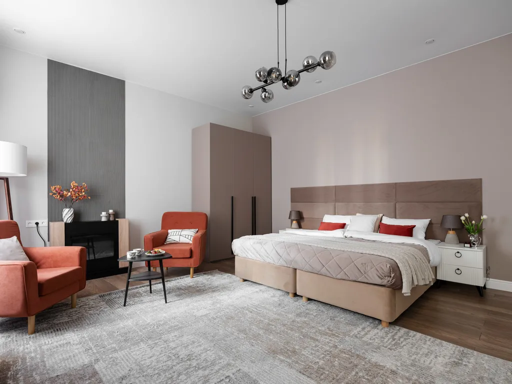 Дизайнерская четверка на патриарших прудах