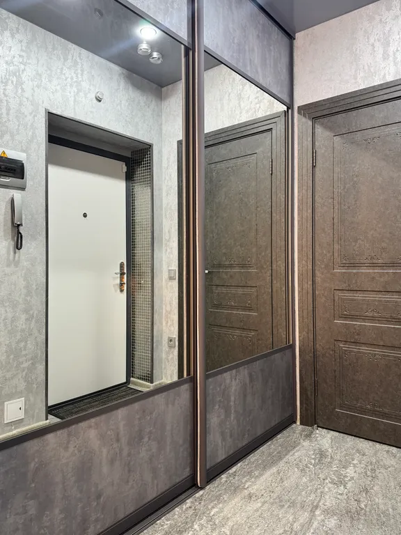 Квартира Квартира Стильная дизайнерская студия около ТЦ Зеленый — Красноярск