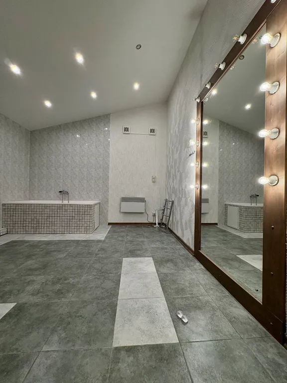 Дом с чаном у леса