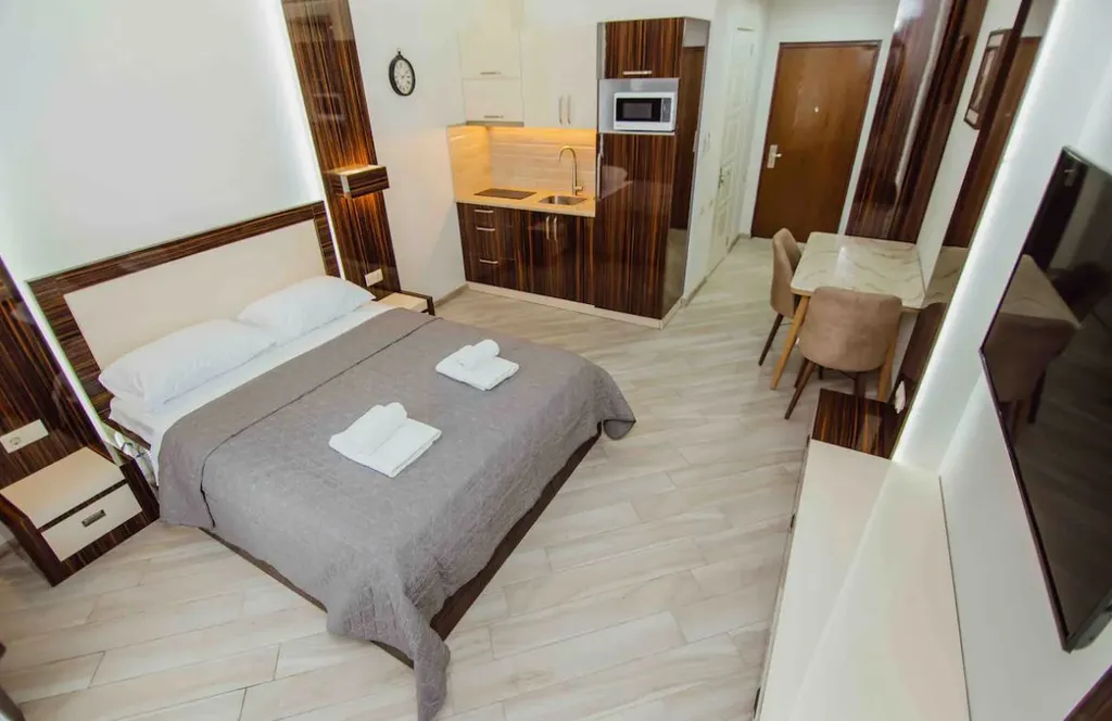 Orbi Residence 17-37