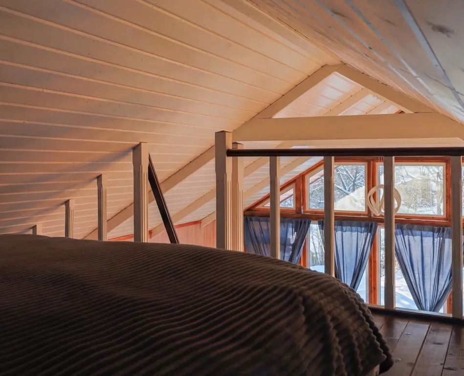 Коттедж Коттедж, современный одноэтажный дом с мансардой — Ногинск