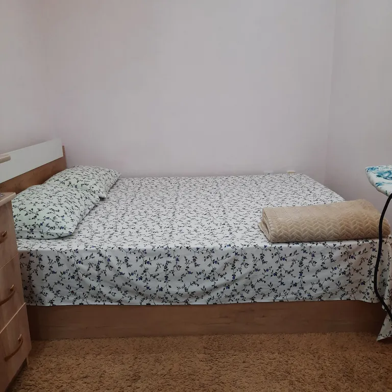 Половина двухэтажного дома у моря