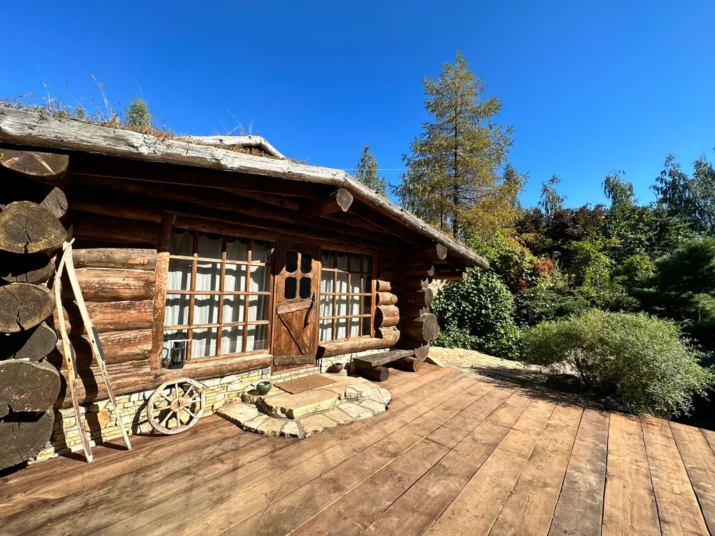 Деревянный домик