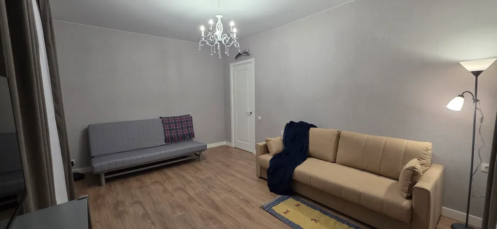 Шикарная двухкомнатная квартира у Мещерского парка