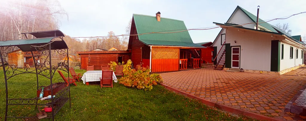 Благоустроенный дом 100кв.м с березовым лесом на территории.