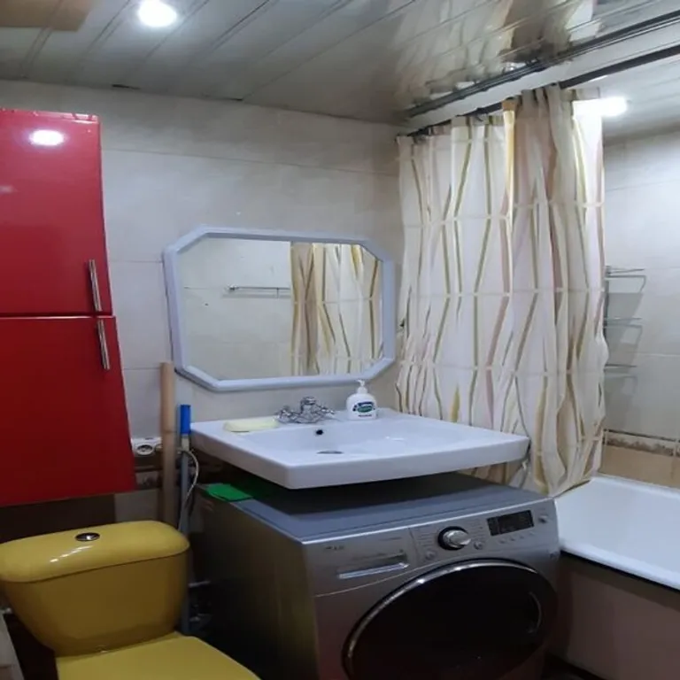 Квартира в центре города с мебелью и бытовой техникой