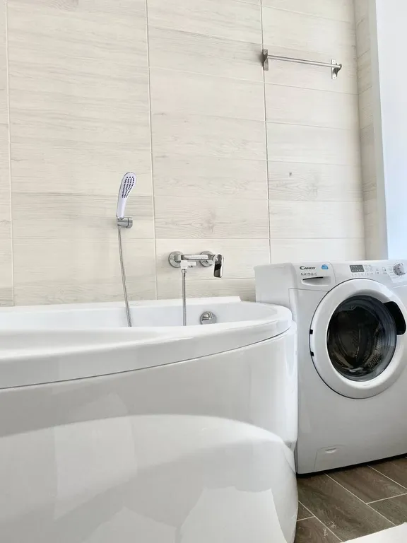 Яркая студия в апарт-отеле Кристалл!