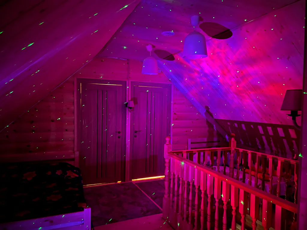 Загородный коттедж из сруба с баней, чаном, купелью и мангальной зоной