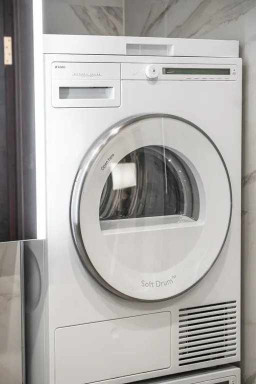 Апартаменты с новым ремонтом и 2 спальнями