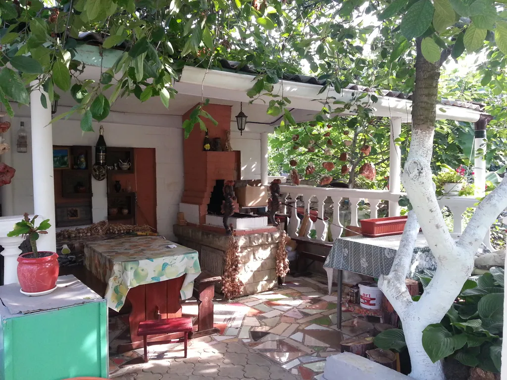 Комната у самого моря