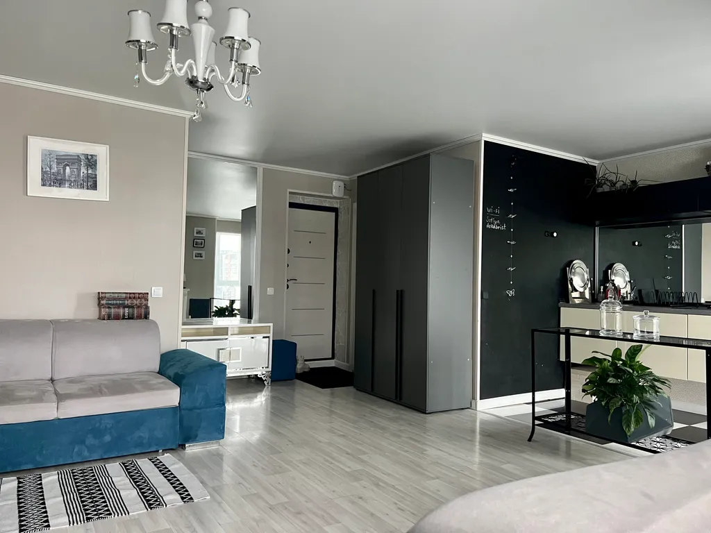 Квартира Квартира 3-комнатная в центре у Нижнего озера, Зоя-апарт — Калининград