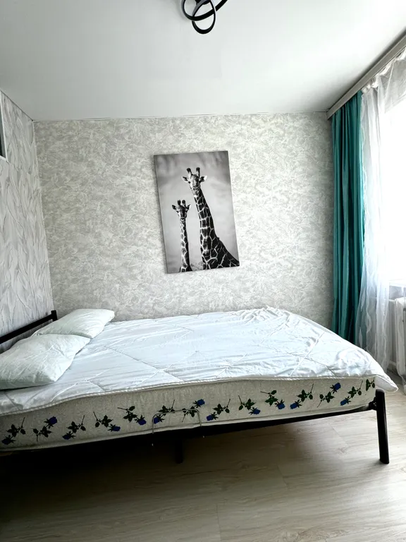 5 минут от аэропорта, в самом центре города