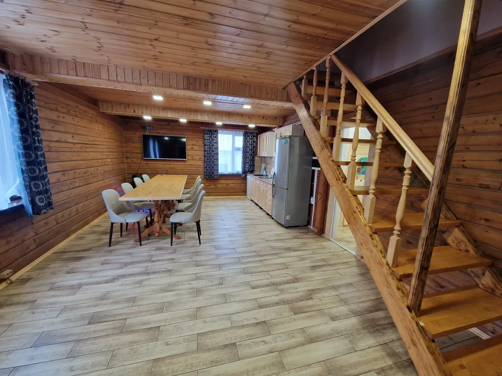 Двухэтажный дом с баней, 6 спальных мест