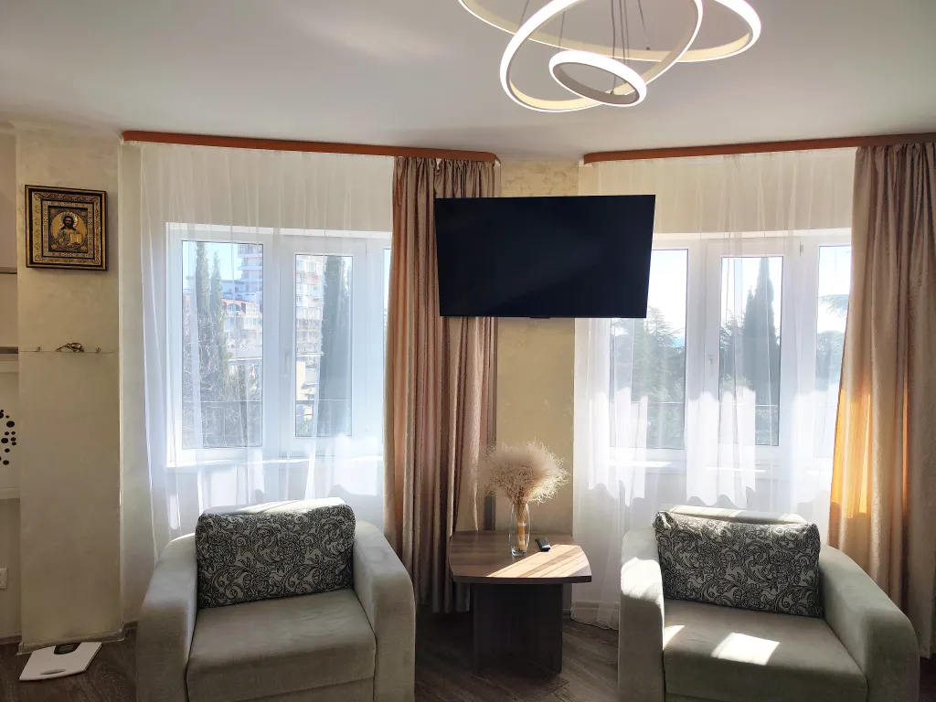 Премиум двушка с террасой на 1 линии