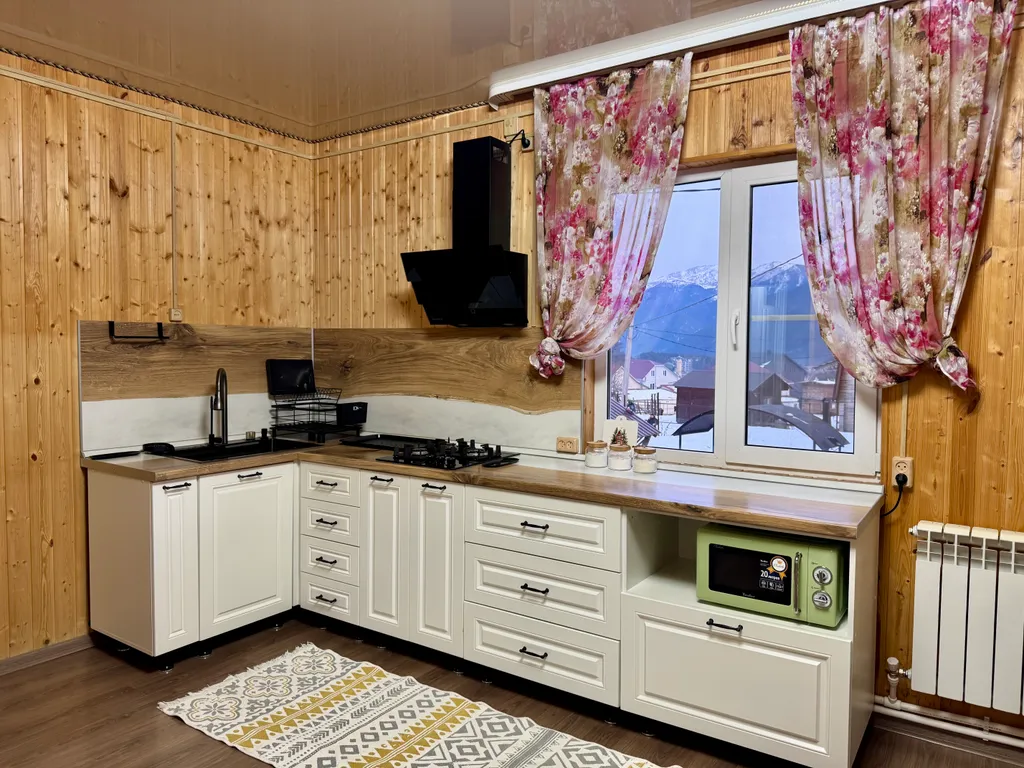 Коттедж Коттедж Тихий дворик — Архыз