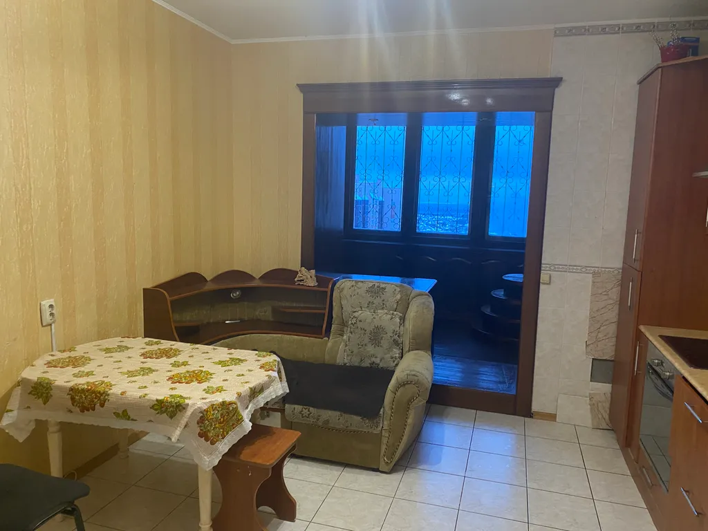 Трёхспальная квартира рядом с турбазой Дубки