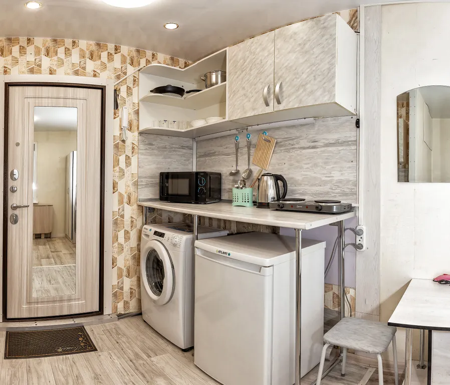 Квартира Квартира студия высокий первый этаж — Новосибирск