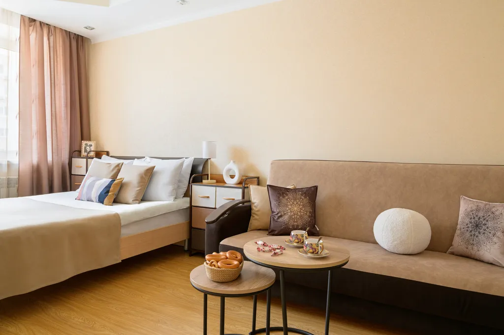 Двухкомнатная квартира с изолированными комнатами в центре