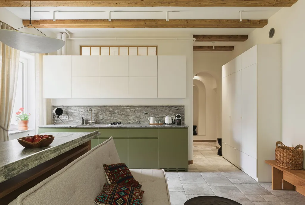 Апартаменты с балконом в историческом районе Калининграда