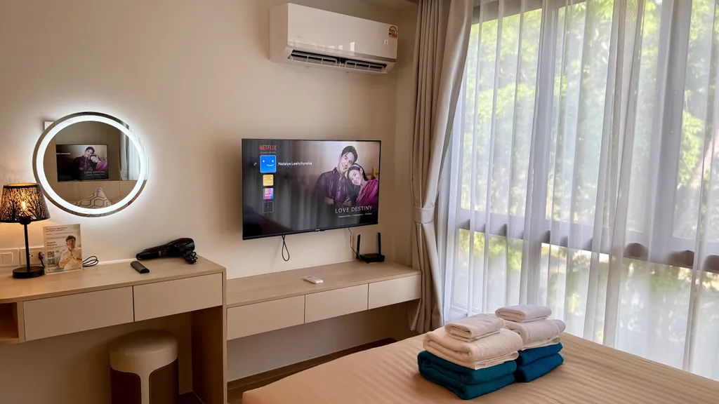 Чудесная квартира около пляжа Камала с бассейном, спортзалом и шатлом