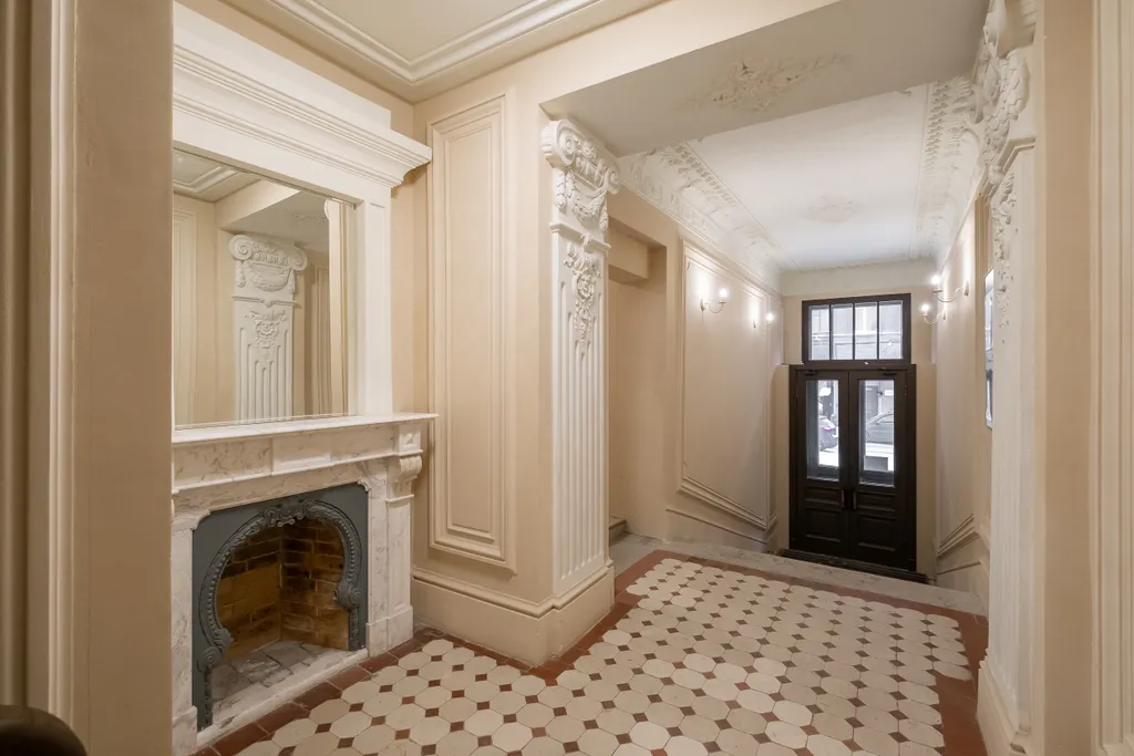 Дизайнерская квартира у метро