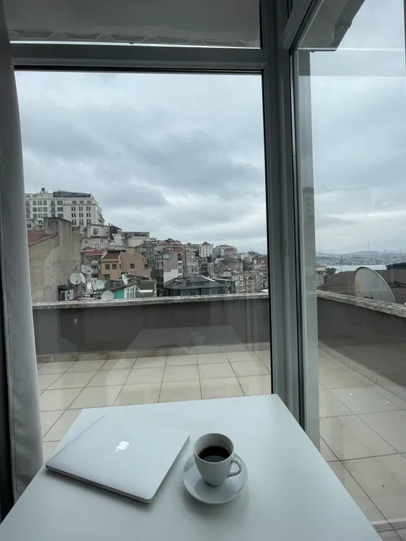 Видовой апартамент с собственной террасой