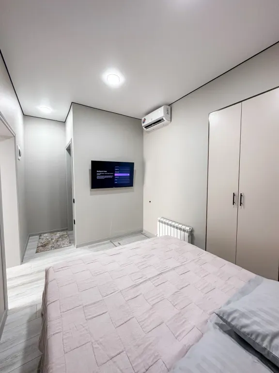 Апартаменты в центре города - вековые стены