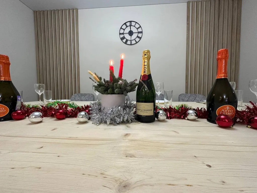 Коттедж праздник