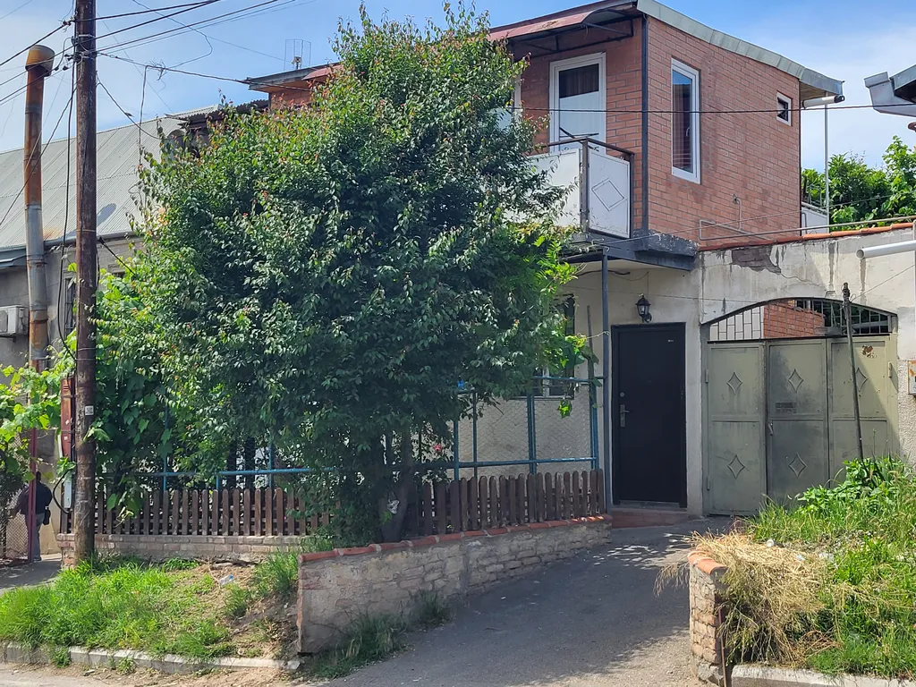 Уютная квартира возле метро Авлабари