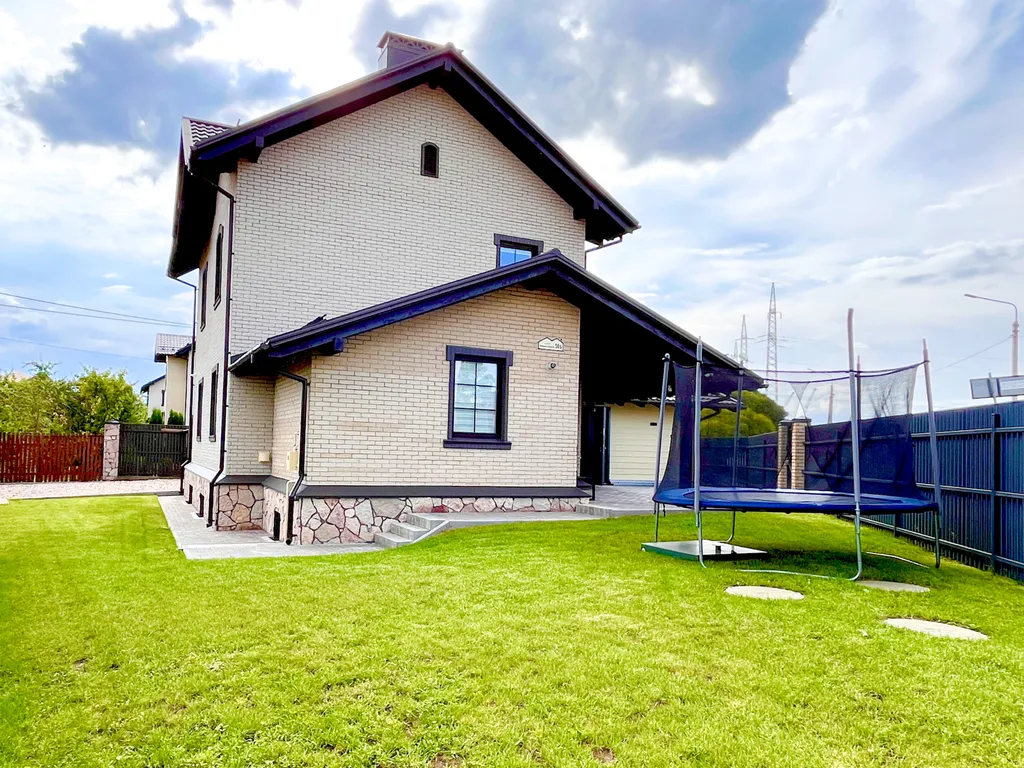 Коттедж Дом Сокольница с сауной — аренда посуточно в Псков