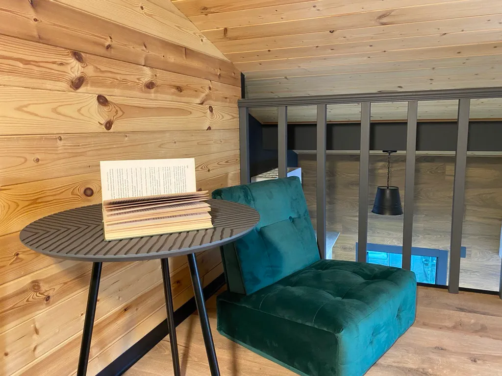 Двухуровневые апартаменты 2