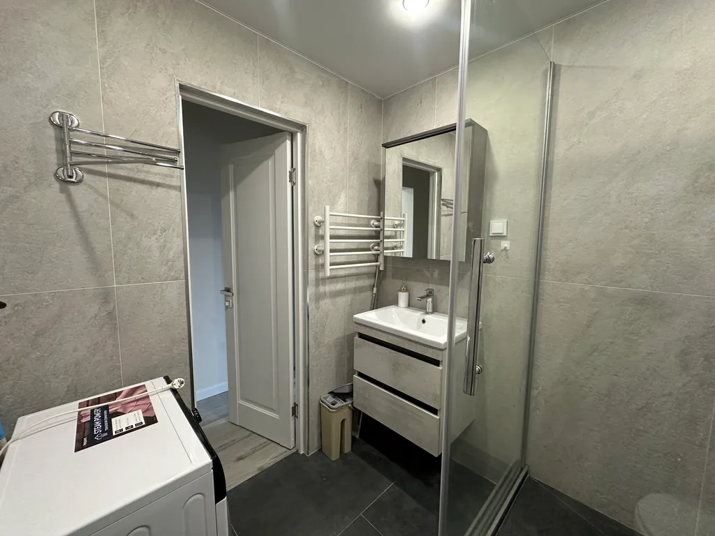 Современная квартира в новом ЖК, высокие потолки, вид на горы