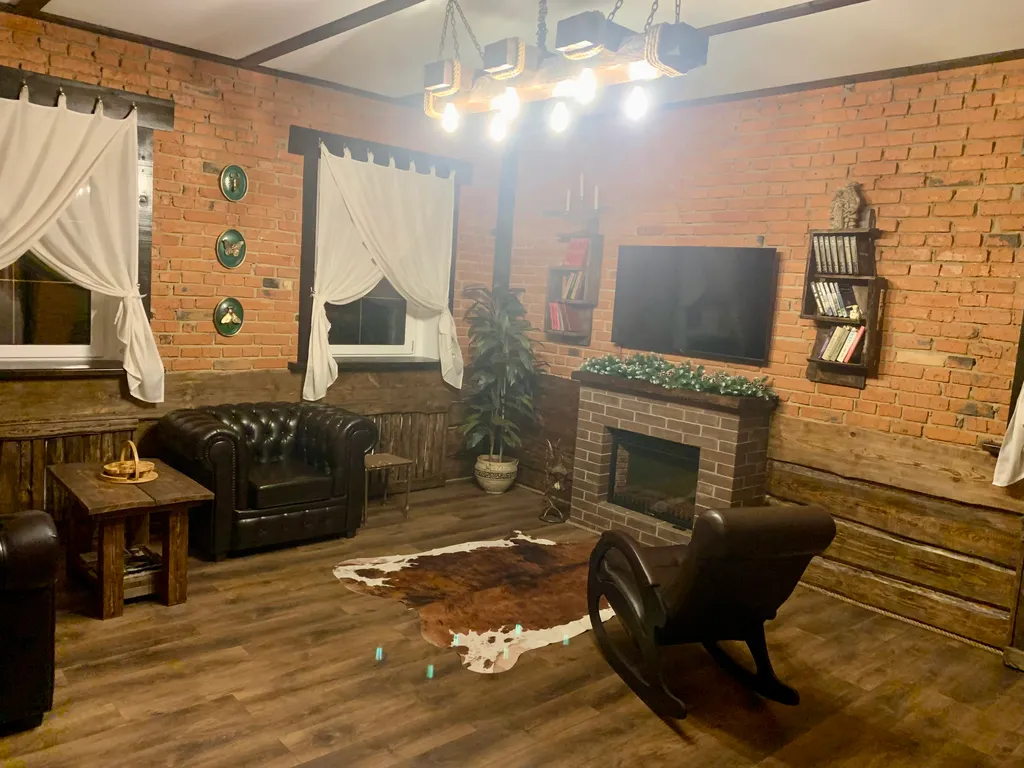 Коттедж Дом в лесу — Петровское