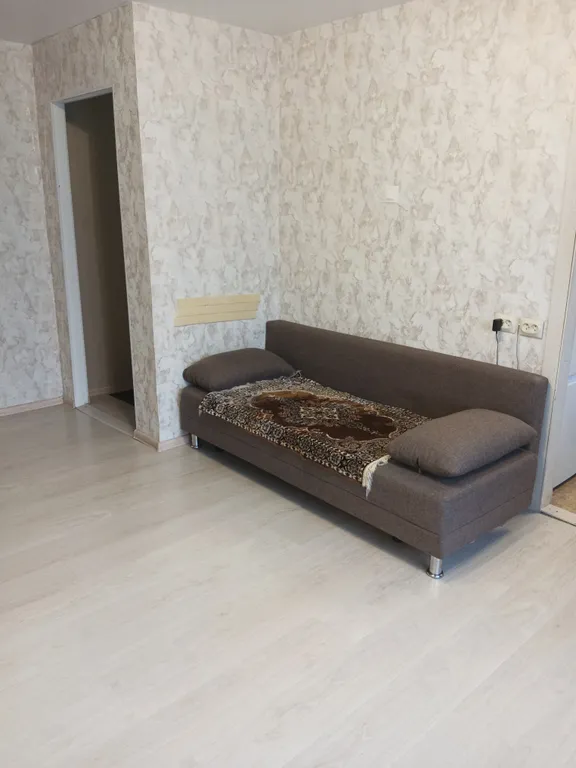 Уютная двухкомнатная квартира на ЖБИ